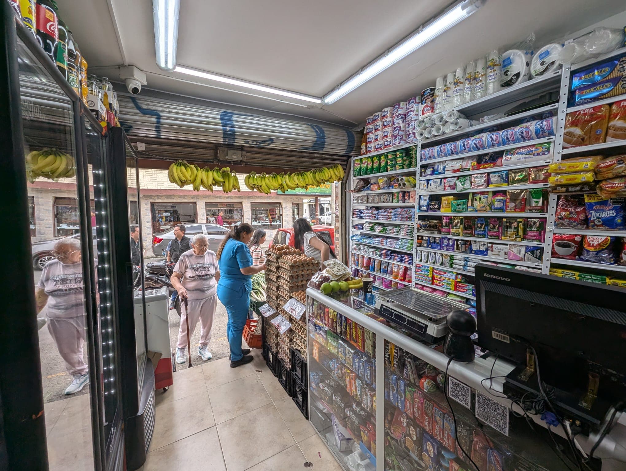 Te activamos para que operes desde el día uno